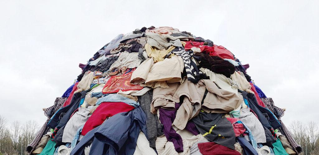 Fast Fashion Pollutes Water and Air